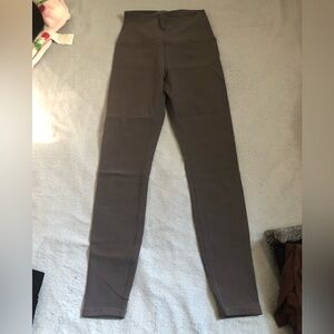 High waisted leggings